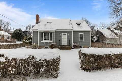 128 Ruggles Avenue, Newport, RI 02840