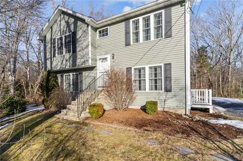 485 Knotty Oak Road, Coventry, RI 02816