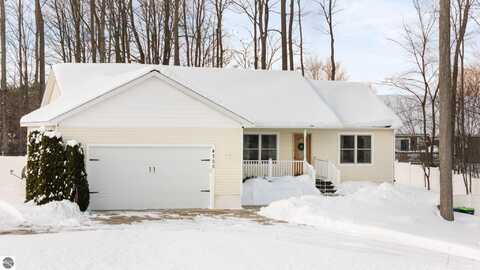 4705 Sandtrap Drive, Traverse City, MI 49685