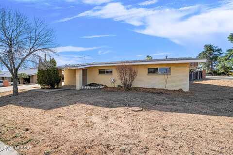 102 E Avenue H, San Manuel, AZ 85631