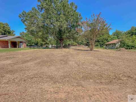 412 N Center, New Boston, TX 75570