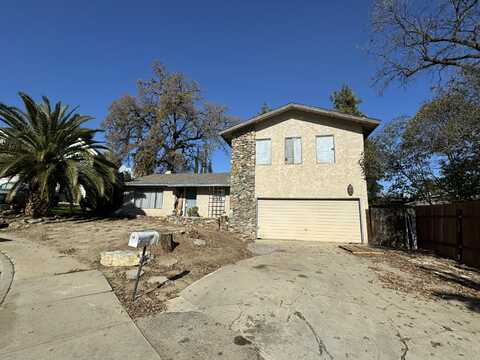 110 Olivewood Court, Porterville, CA 93257