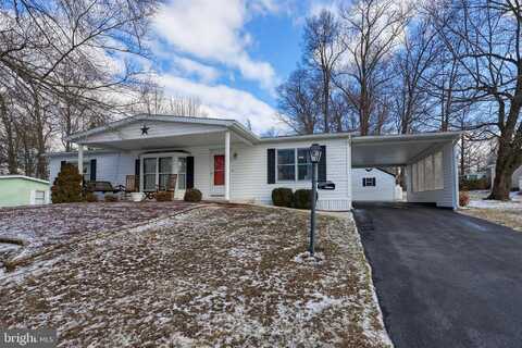 327 MAPLE AVENUE, MANHEIM, PA 17545