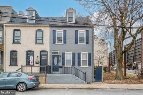 504 E CHESTNUT STREET, LANCASTER, PA 17602