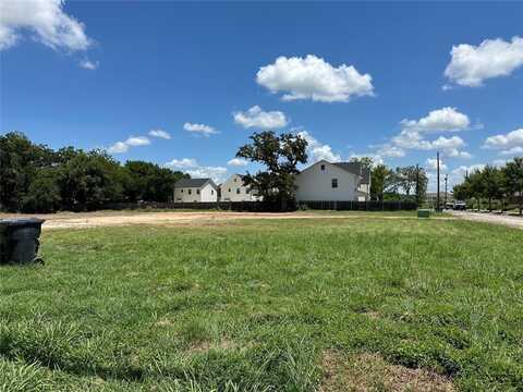 2636 S 3rd Street, Waco, TX 76706