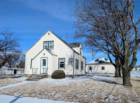 401 W Main Street, Calmar, IA 52132