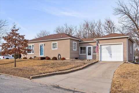 117 W 22nd Street, Cedar Falls, IA 50613