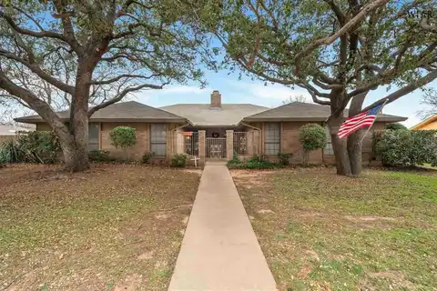 2714 AMHERST DRIVE, Wichita Falls, TX 76308