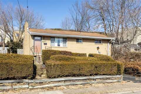 545 Lincoln Ave, Springdale, PA 15144