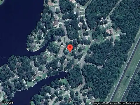 E Lake Shore Dr, Carriere, MS 39426