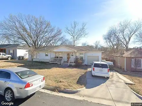 Binyon St, Fort Worth, TX 76133