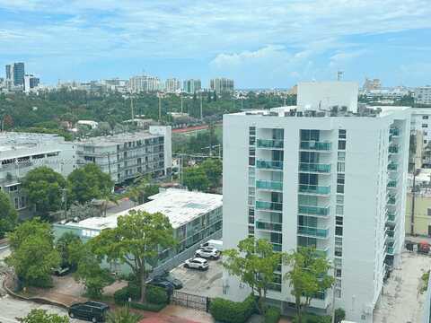 West, Miami Beach, FL 33139