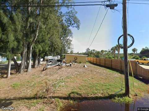 Gulf Dr #1, Spring Hill, FL 34607