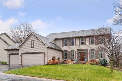 Longacres, CHANHASSEN, MN 55317