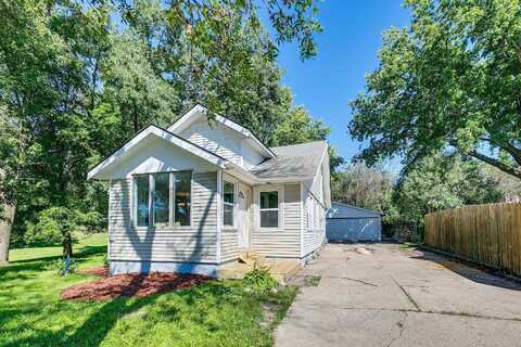 White, PRIOR LAKE, MN 55372