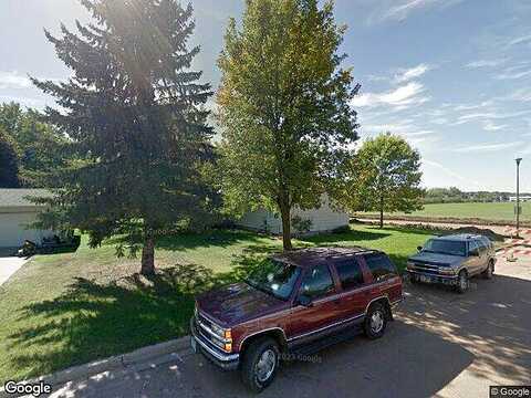 9Th, WINDOM, MN 56101