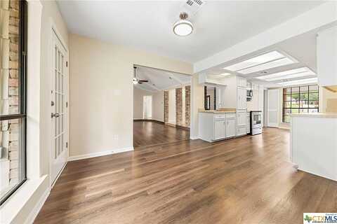 Cedar Oaks, HARKER HEIGHTS, TX 76548