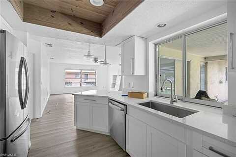 5Th, CAPE CORAL, FL 33904