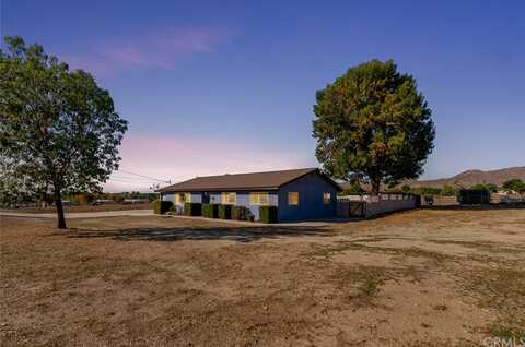 Avenue, YUCAIPA, CA 92399