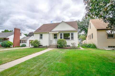 14Th, SOUTH SAINT PAUL, MN 55075