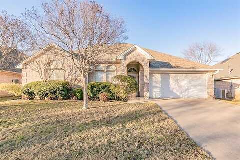 Echo Bluff, HALTOM CITY, TX 76137