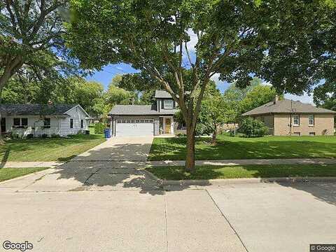 96Th, MILWAUKEE, WI 53227