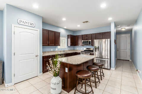 Jenna, MARICOPA, AZ 85138