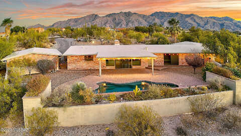 Camino Arco, TUCSON, AZ 85718