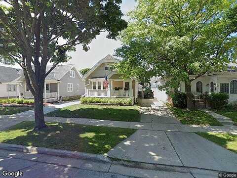 70Th, MILWAUKEE, WI 53213