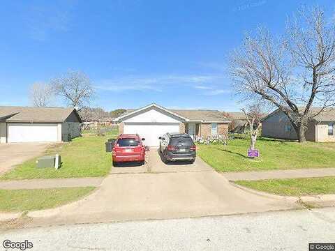 Rob, GRANBURY, TX 76049