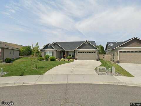 17Th, KENNEWICK, WA 99338