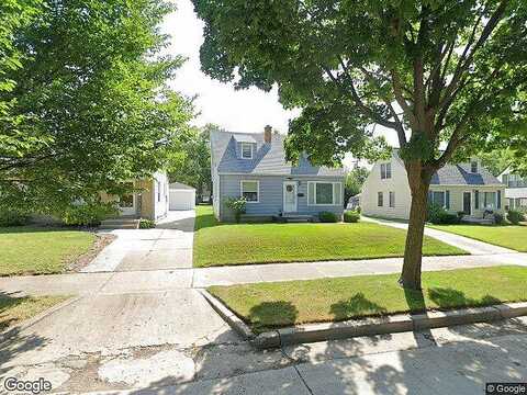 97Th, MILWAUKEE, WI 53222