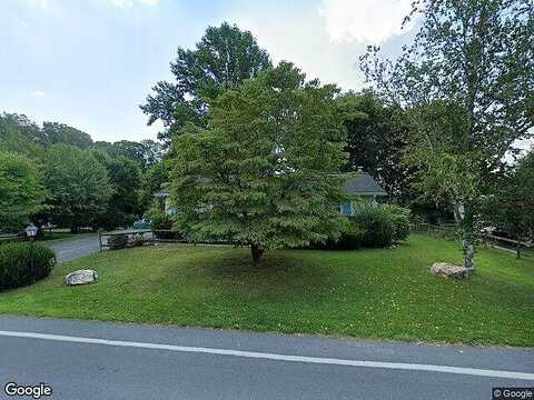 Oakwood, HANOVER, PA 17331