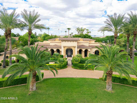 Fanfol, PARADISE VALLEY, AZ 85253