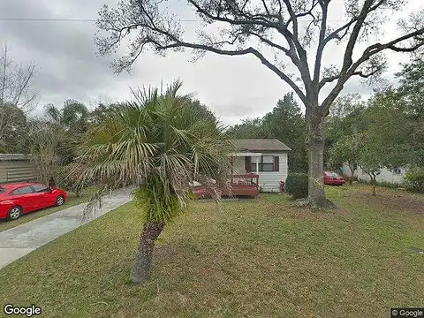 18Th, ZEPHYRHILLS, FL 33542