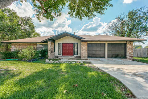 Moorside, WINDCREST, TX 78239