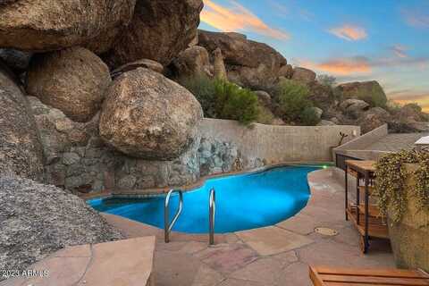 Stagecoach, CAREFREE, AZ 85377
