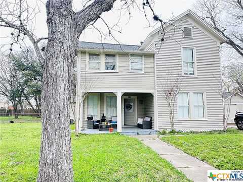 5Th, HALLETTSVILLE, TX 77964