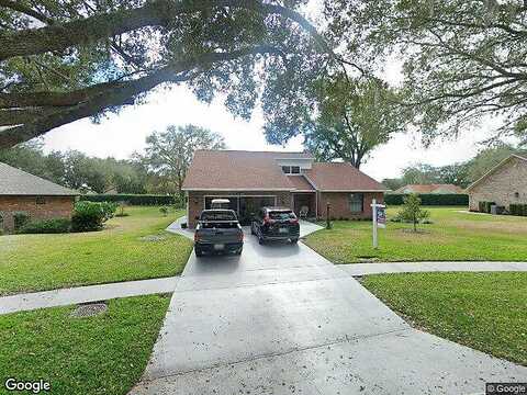 Foxrun, ZEPHYRHILLS, FL 33542