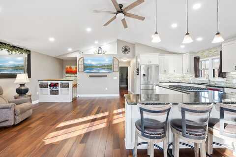 Ivywood, FOREST LAKE, MN 55025