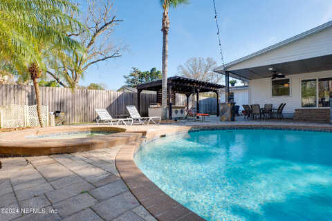 Royce, JACKSONVILLE, FL 32205