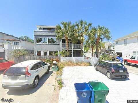 Margaret, NEPTUNE BEACH, FL 32266