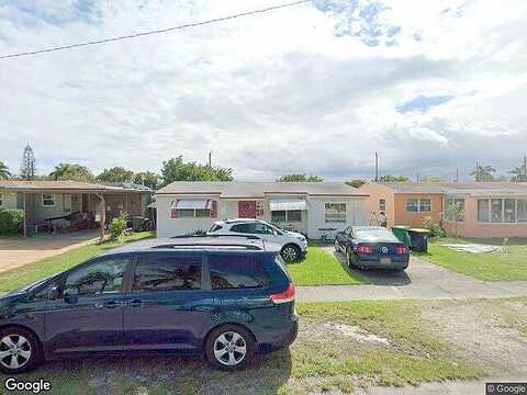 9Th, DANIA, FL 33004