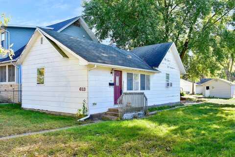 King, WINONA, MN 55987
