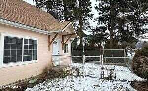 9Th, YAKIMA, WA 98901