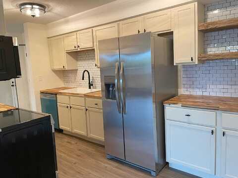 22Nd, MINNEAPOLIS, MN 55426