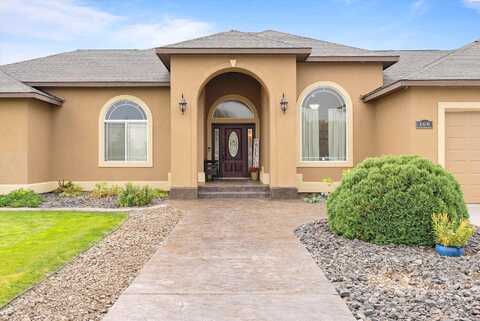 Judy, MOSES LAKE, WA 98837