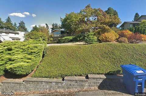 90Th, CLYDE HILL, WA 98004
