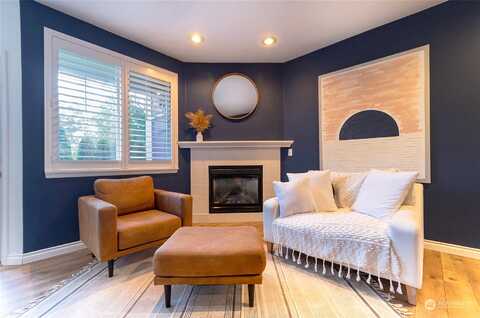 Admiralty, EVERETT, WA 98204
