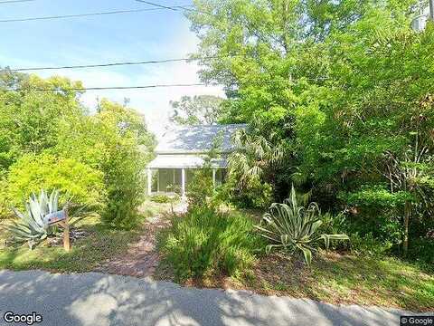 Avenue C, APALACHICOLA, FL 32320
